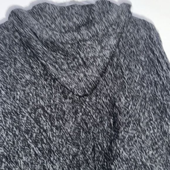 Torrid Womens Hooded Knit Cardigan Sweater Size 2 Black & White - Picture 4 of 8